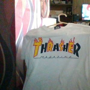 THRASHER SHIRT
